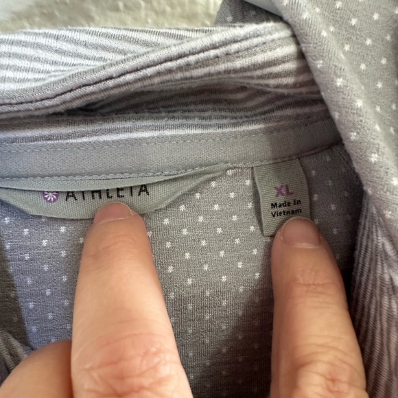 Athleta Gray Striped Pullover XL - Picture 2 of 3